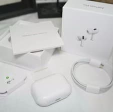 Apple AirPods Pro 2nd Generation with MagSafe Wireless Charging Case (USB‑C)...