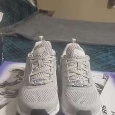 SKECHERS Max Cushioning Elite SR Banham Memory Foam Slip Resistant Gray Mesh