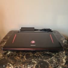 MSI GT73VR 7RE TITAN GAMING LAPTOP CORE i7-7820HK 32GB RAM GTX 1070 256-1TB