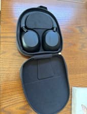 Sony WH-1000XM5 EXCELLENT CONDITION + CASE