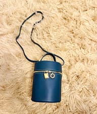 Luxury Design Taeal Calfskin Suede Interior Cylinder Hand Bag